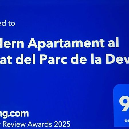 Modern Apartament Al Costat Del Parc De La Devesa ชีโรนา ภายนอก รูปภาพ