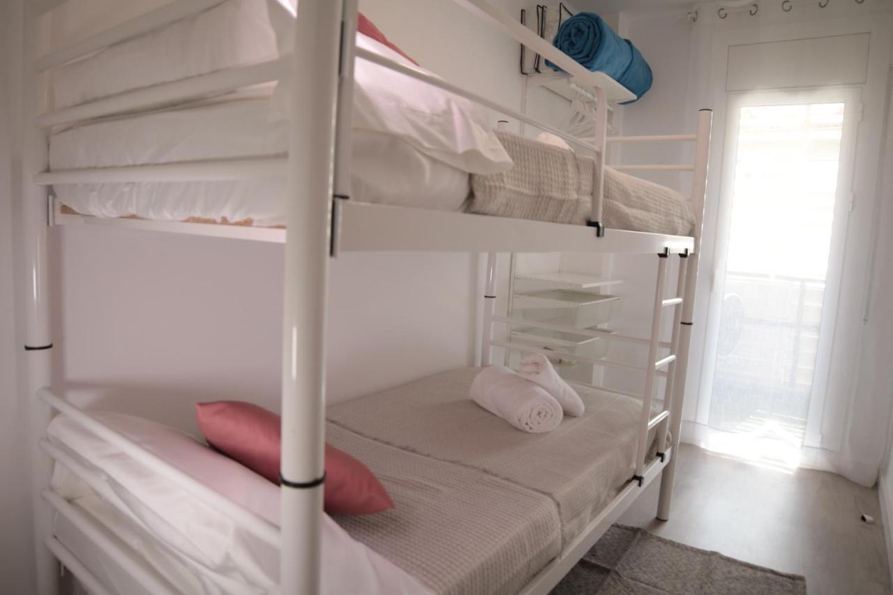 Modern Apartament Al Costat Del Parc De La Devesa ชีโรนา ภายนอก รูปภาพ